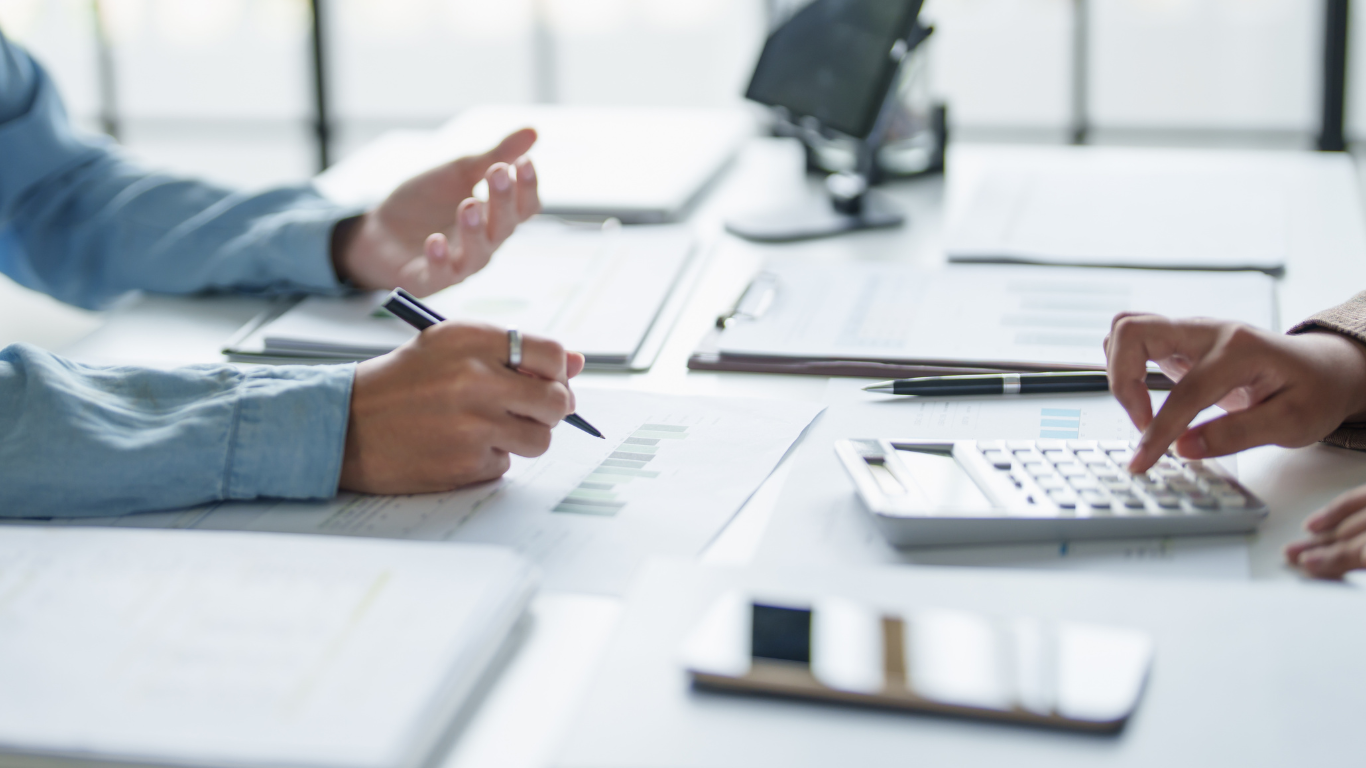 hiring employee cross borders to scale business operations