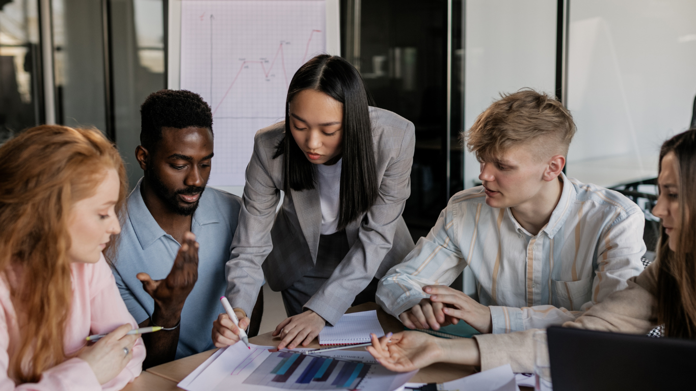 Moving employee and their families to another country. Expat relocation resources