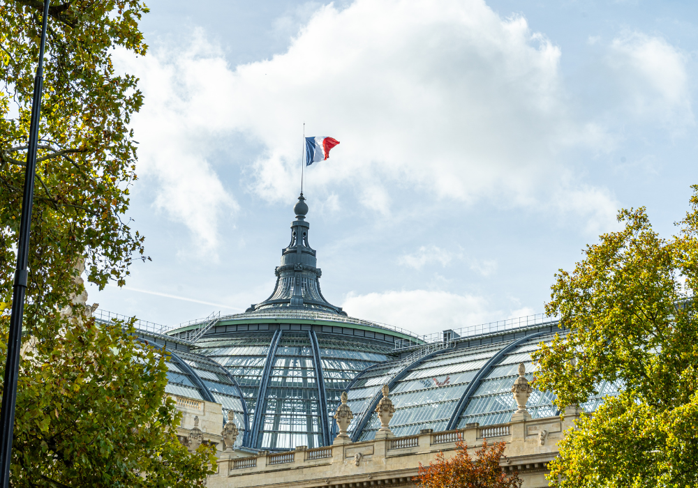 Work permits for France: a guide for corporate employees